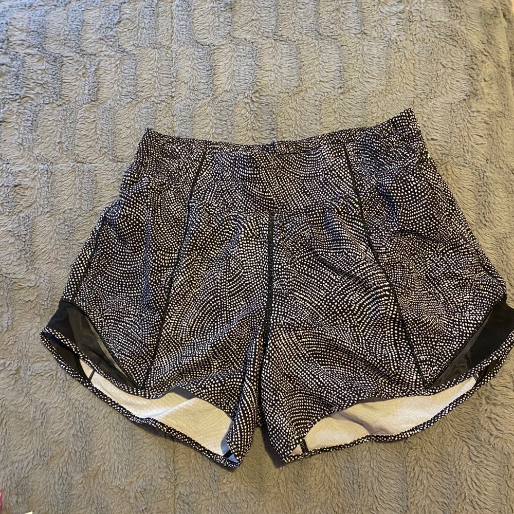 Lululemon Shorts Size 6